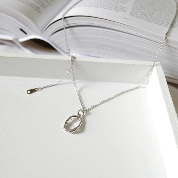 NEW Silver Simple Irregular Necklace - Picture 5 of 8
